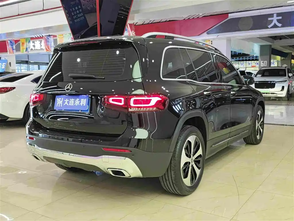 Mercedes-Benz GLB — миниатюра 14