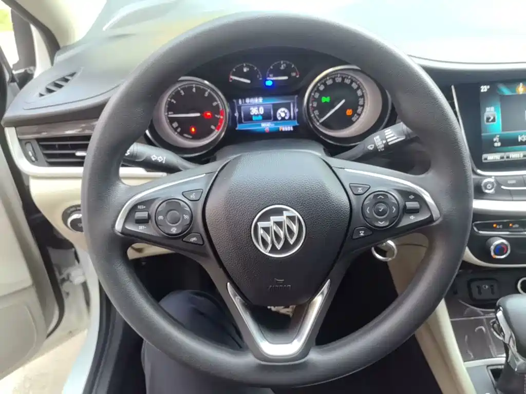 Buick Verano — миниатюра 11
