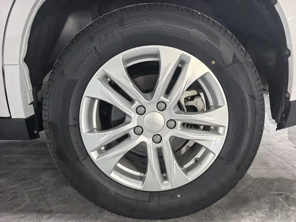 Haval M6 — миниатюра 15