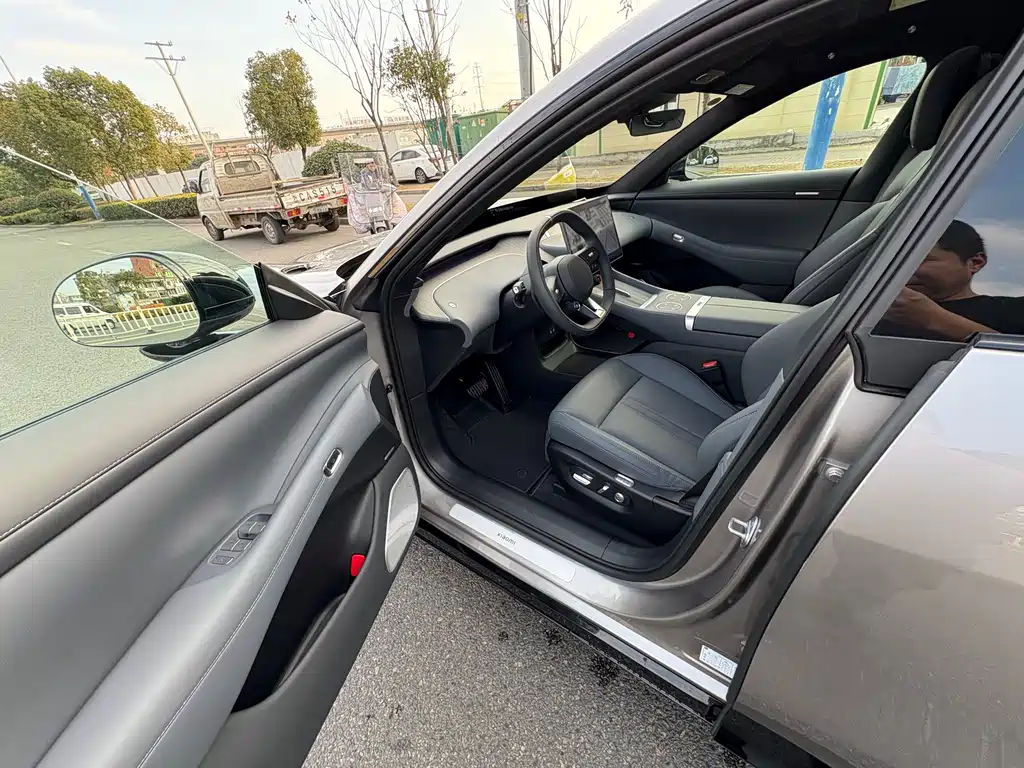 XIAOMI CAR XIAOMI YU7