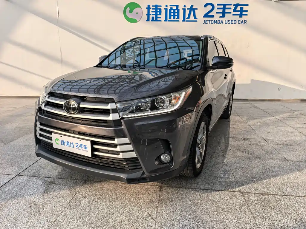 TOYOTA HIGHLANDER