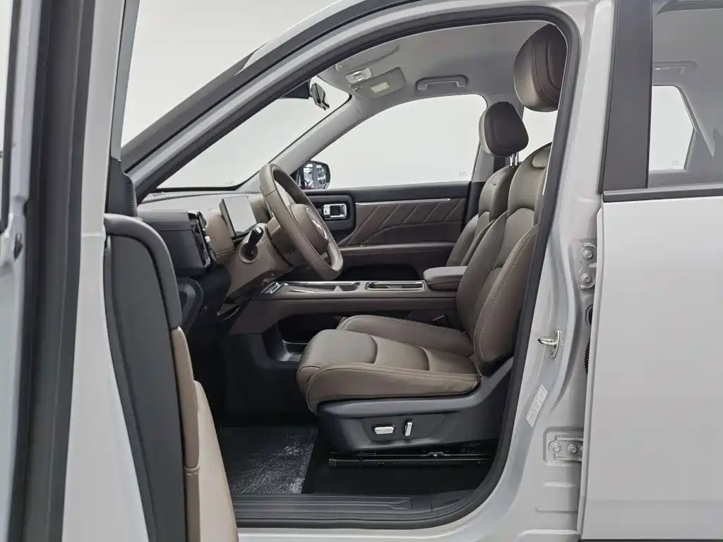 Wuling 星光560新能源 — миниатюра 10