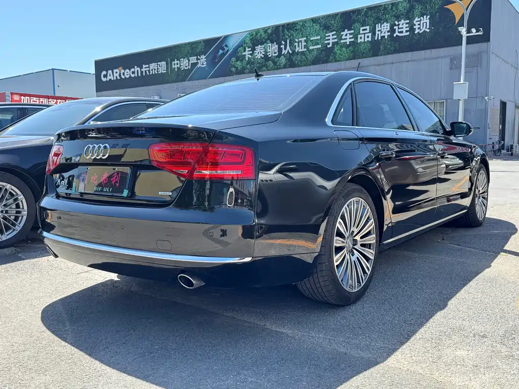Audi A8 2011 A8L 3.0 TFSI quattro Comfort (213kW