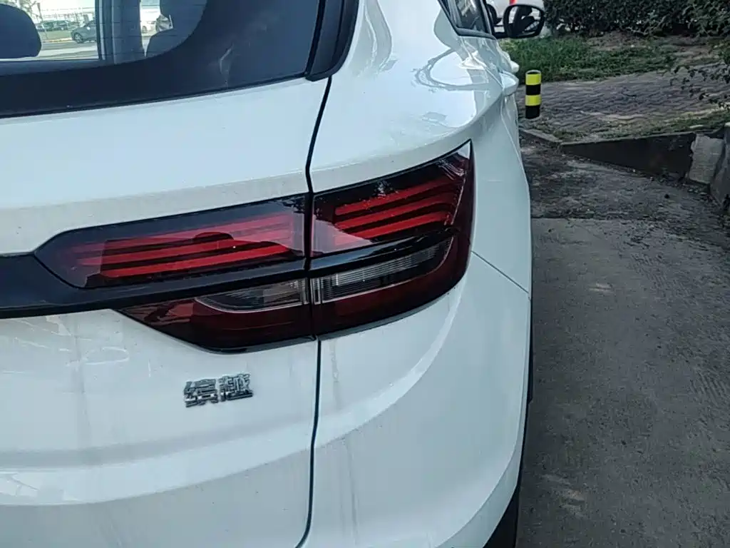 Geely Binyue — миниатюра 8