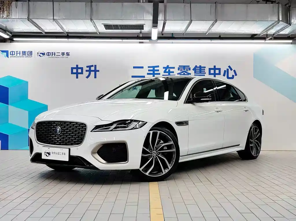 Jaguar XFL