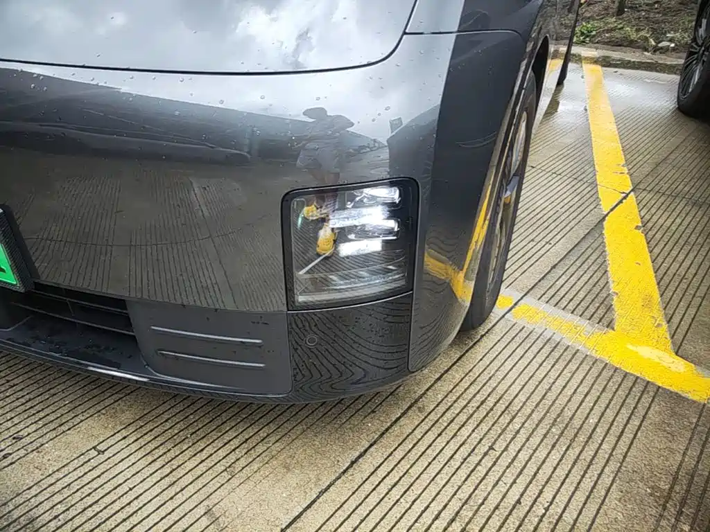 Li Auto Li MEGA — миниатюра 24