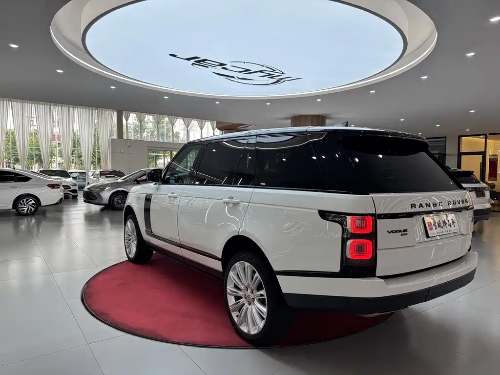 Land Rover Range Rover — миниатюра 7
