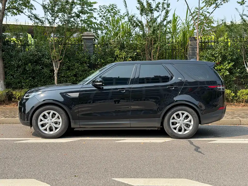 Land Rover Discovery — миниатюра 6