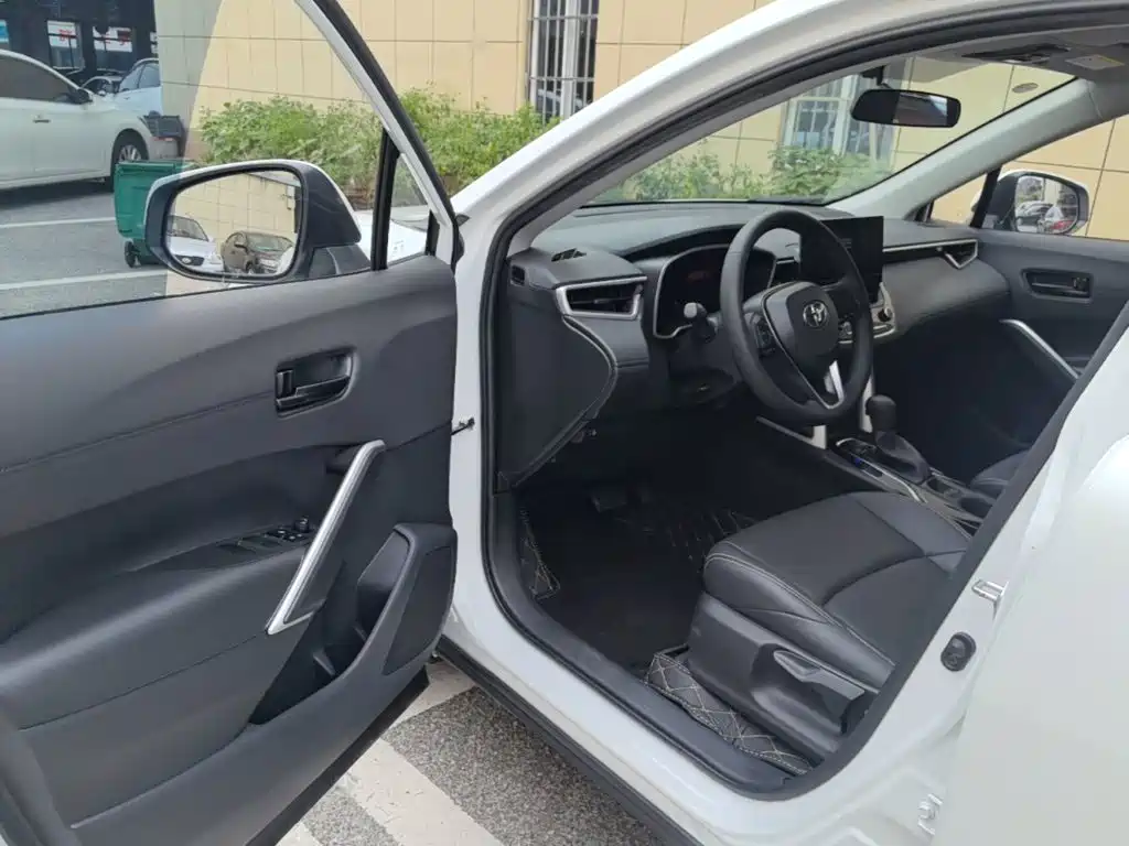 Toyota Frontlander — миниатюра 16