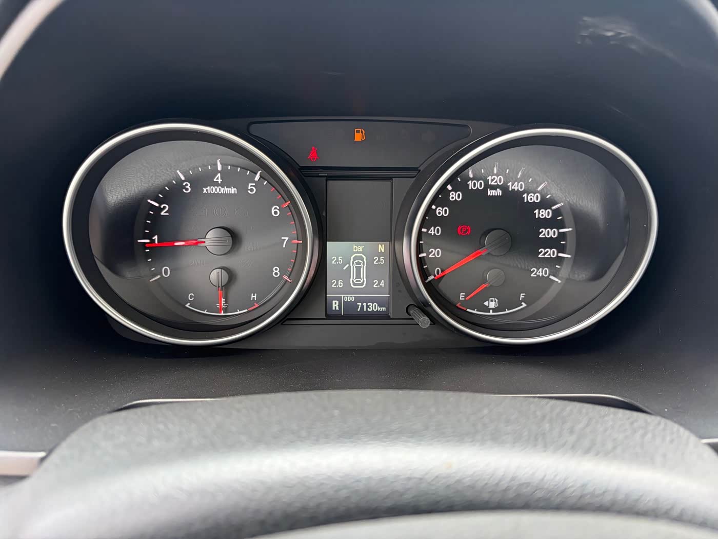 Haval Haval M6 1.5 л 2024 г. Белый, пробег 7000 км