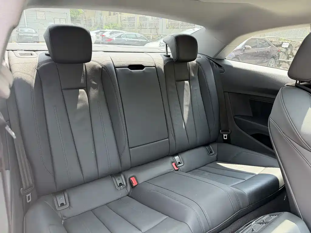 Audi A5 (Import) — миниатюра 8
