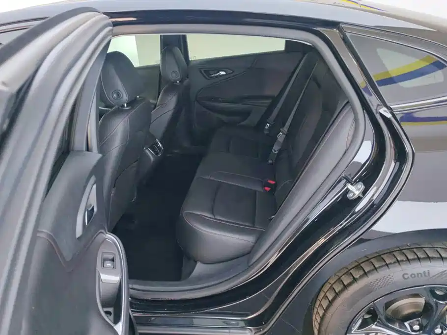 Chevrolet Malibu XL — миниатюра 11