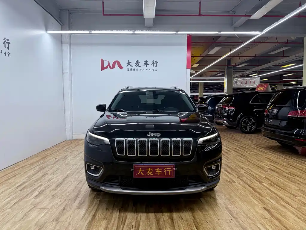 Jeep Cherokee — миниатюра 2