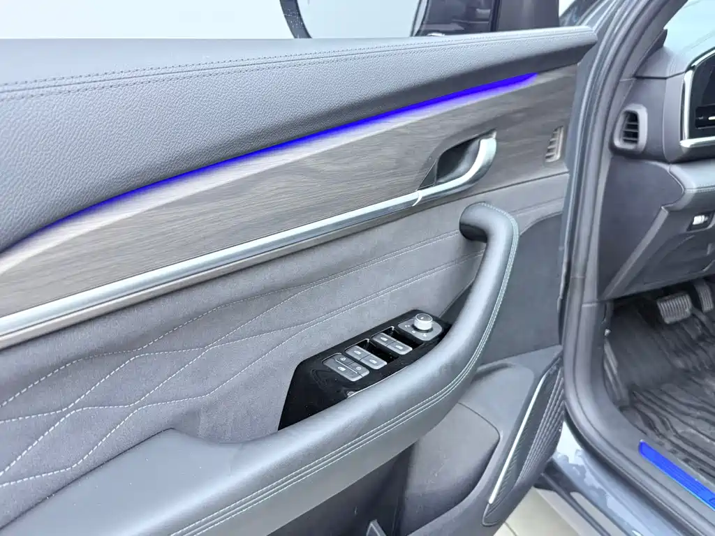 Geely Xingyue L — миниатюра 14