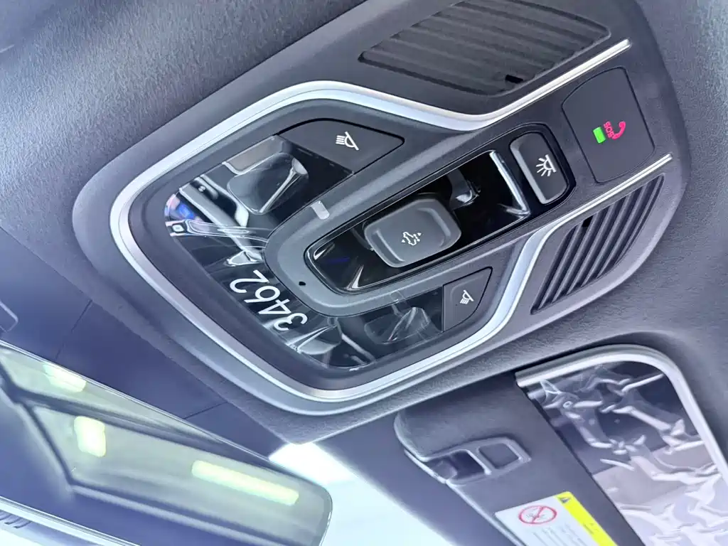 Geely Xingyue L — миниатюра 18