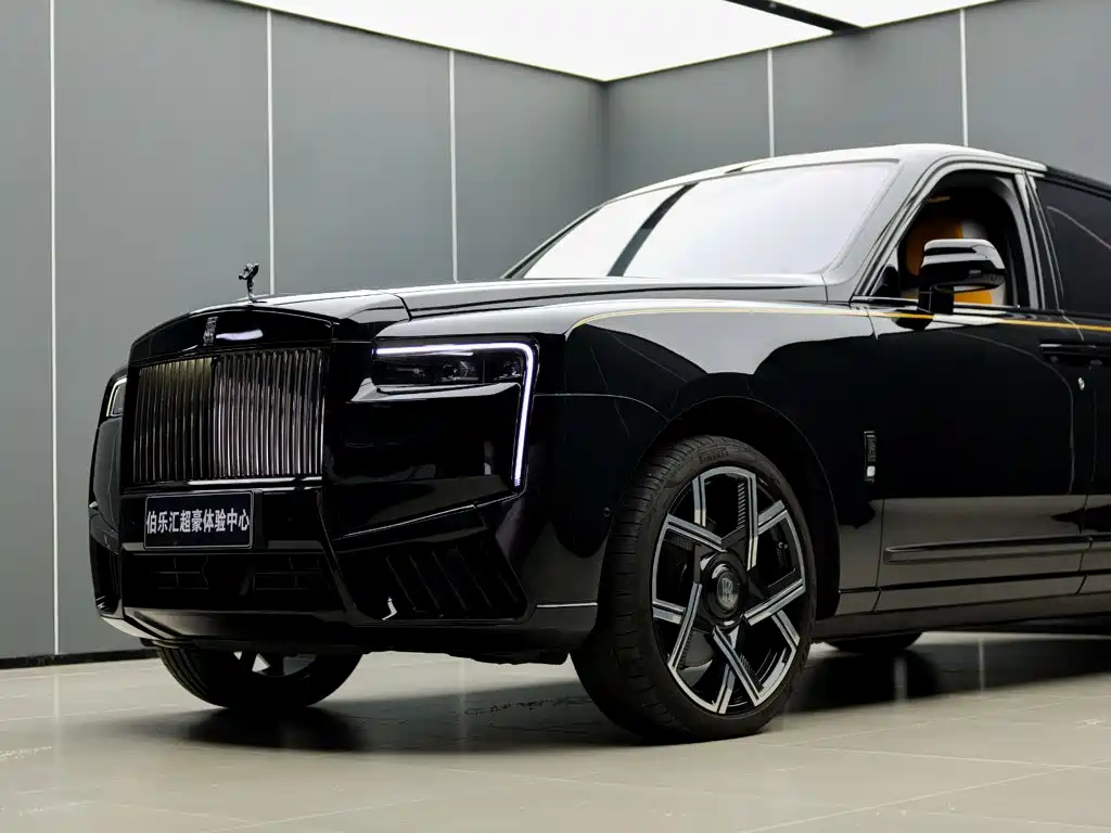 Rolls-Royce Cullinan — миниатюра 6