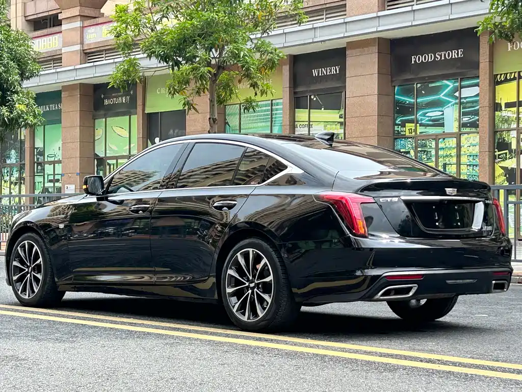 Cadillac CT5 — миниатюра 6