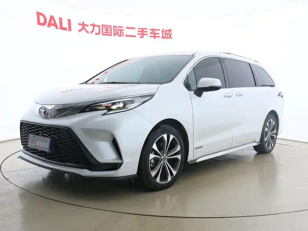 Toyota Granvia 2024