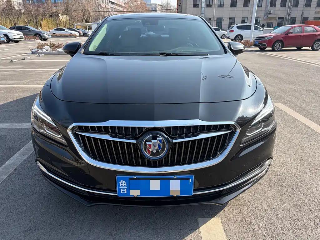 BUICK LACROSSE