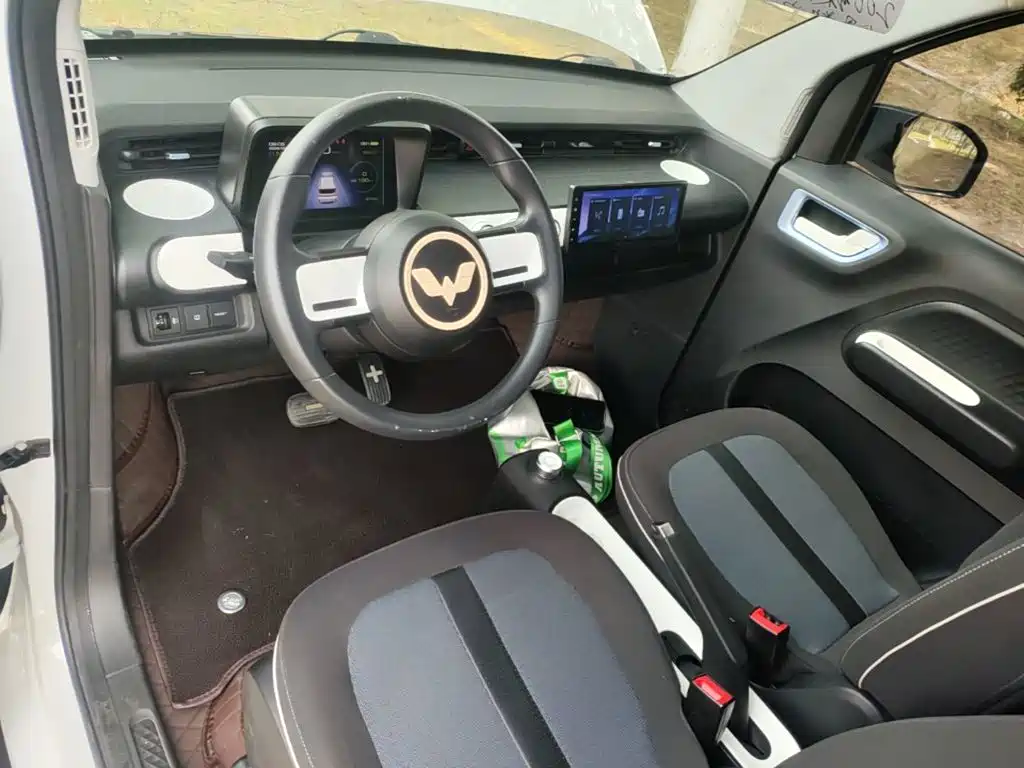 Wuling MINIEV — миниатюра 10