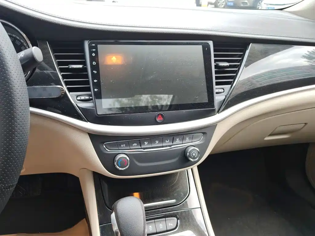Buick Verano — миниатюра 5