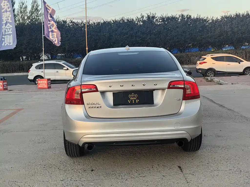 Volvo S60 — миниатюра 8