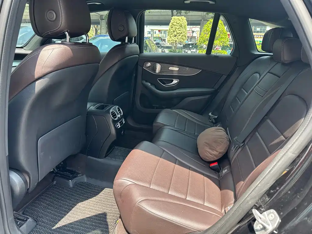 Mercedes-Benz GLC — миниатюра 7