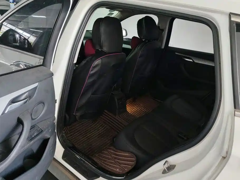 BMW X1 — миниатюра 11