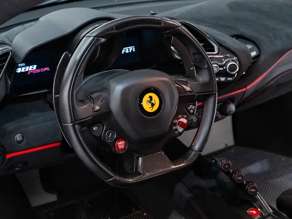 Ferrari 488 — миниатюра 9