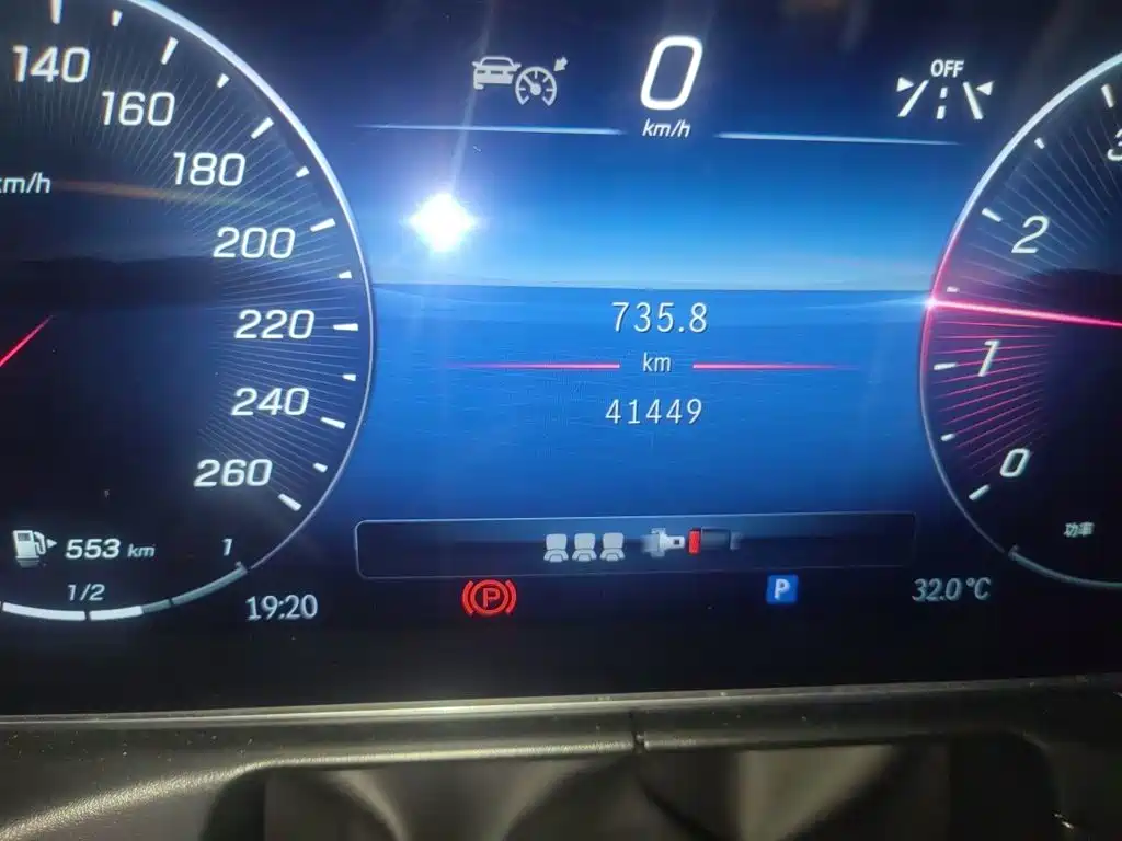 Mercedes-Benz C-Class — миниатюра 8