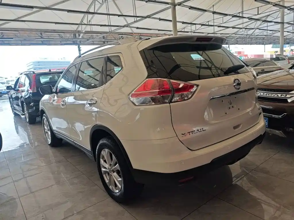 Nissan X-Trail — миниатюра 5