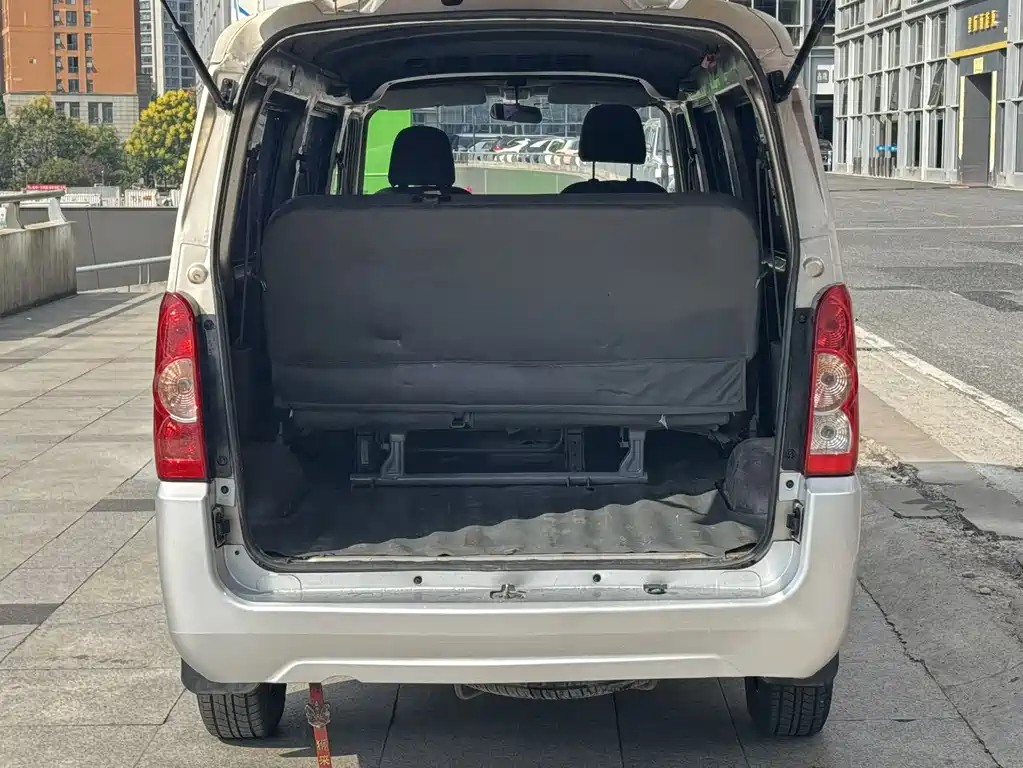 Wuling Rongguang EV — миниатюра 6