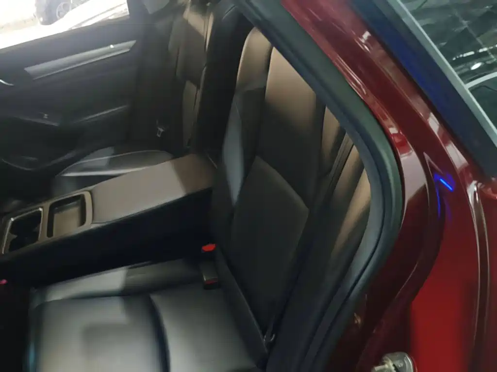 Honda Accord — миниатюра 20