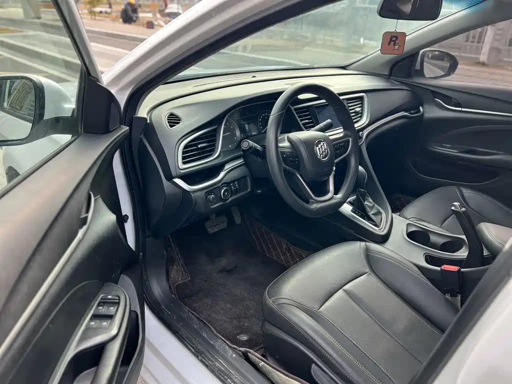Buick Excelle — миниатюра 4