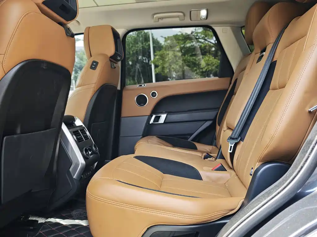Land Rover Sport — миниатюра 6