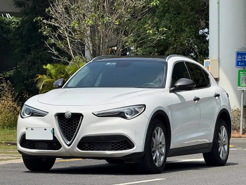 Alfa Romeo Stelvio 2018