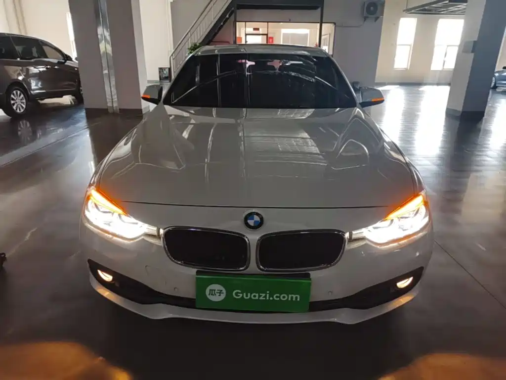 BMW 3 Series — миниатюра 3