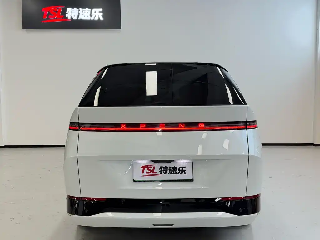 XPeng X9 — миниатюра 5