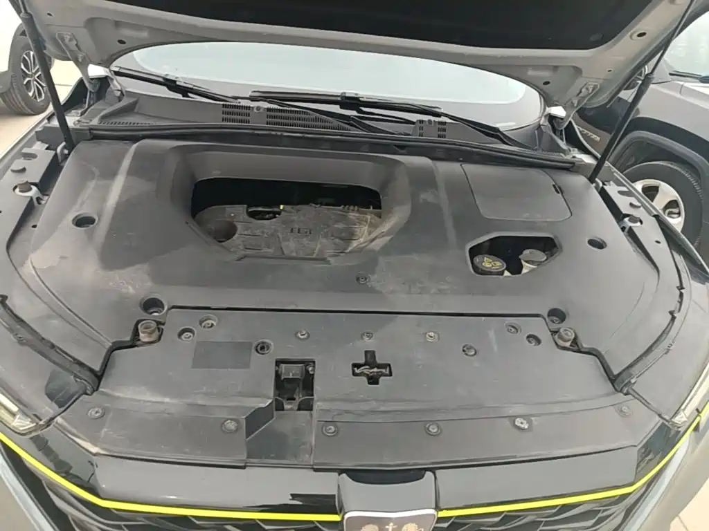 Roewe RX5 — миниатюра 20