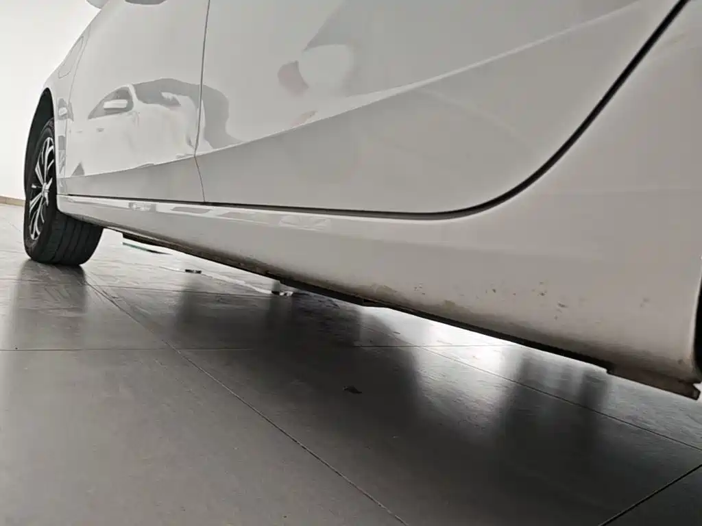 Roewe i6 MAX New Energy — миниатюра 22