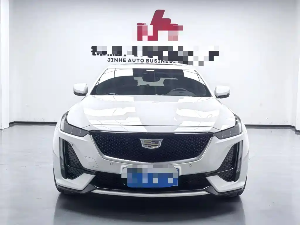Cadillac CT5 — миниатюра 2
