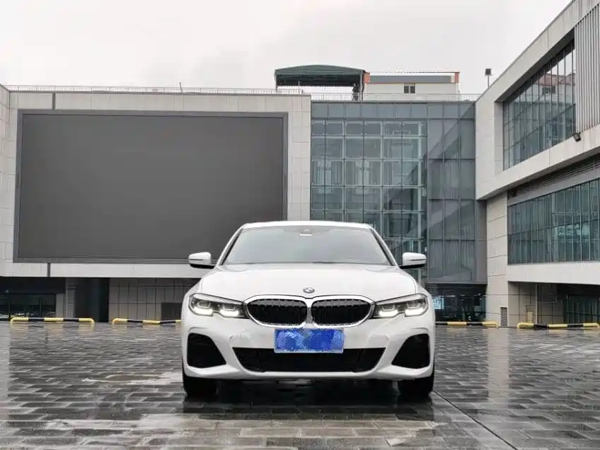 BMW 3 Series — миниатюра 2