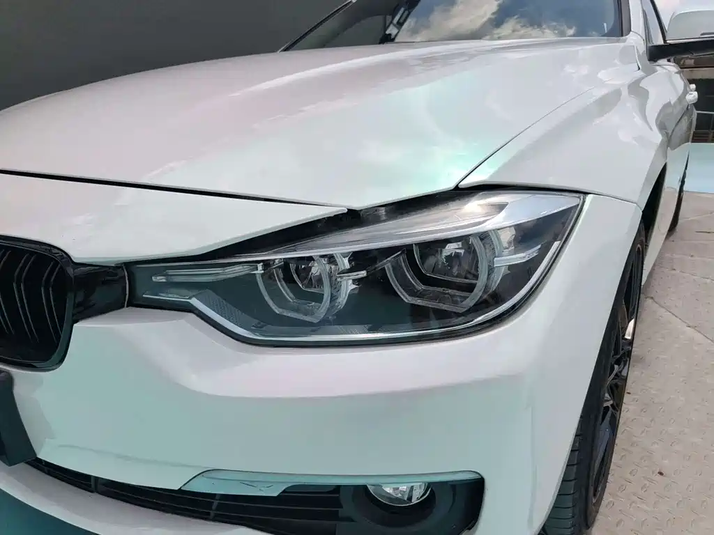 BMW 3 Series — миниатюра 4