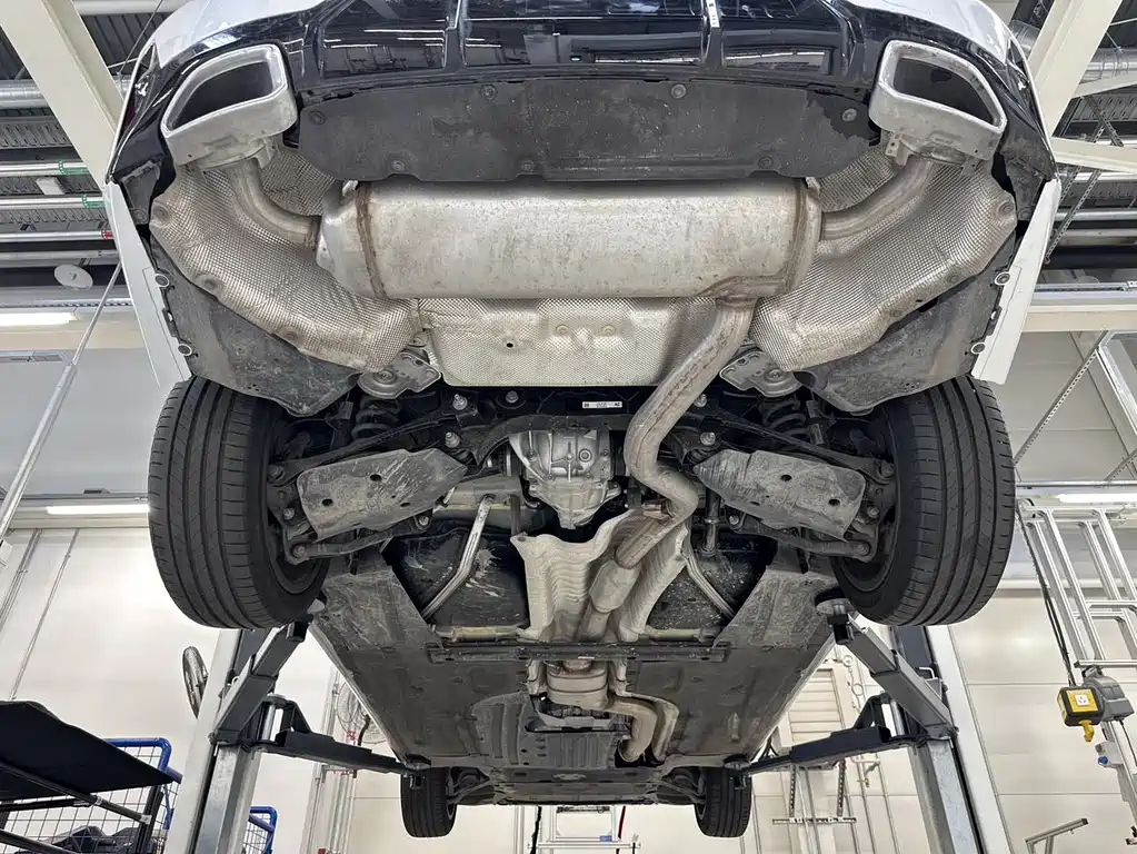 BMW 3 Series — миниатюра 18