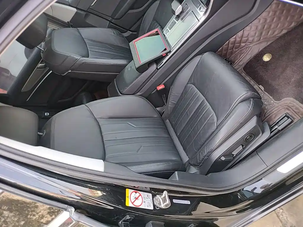 Audi A6L — миниатюра 25