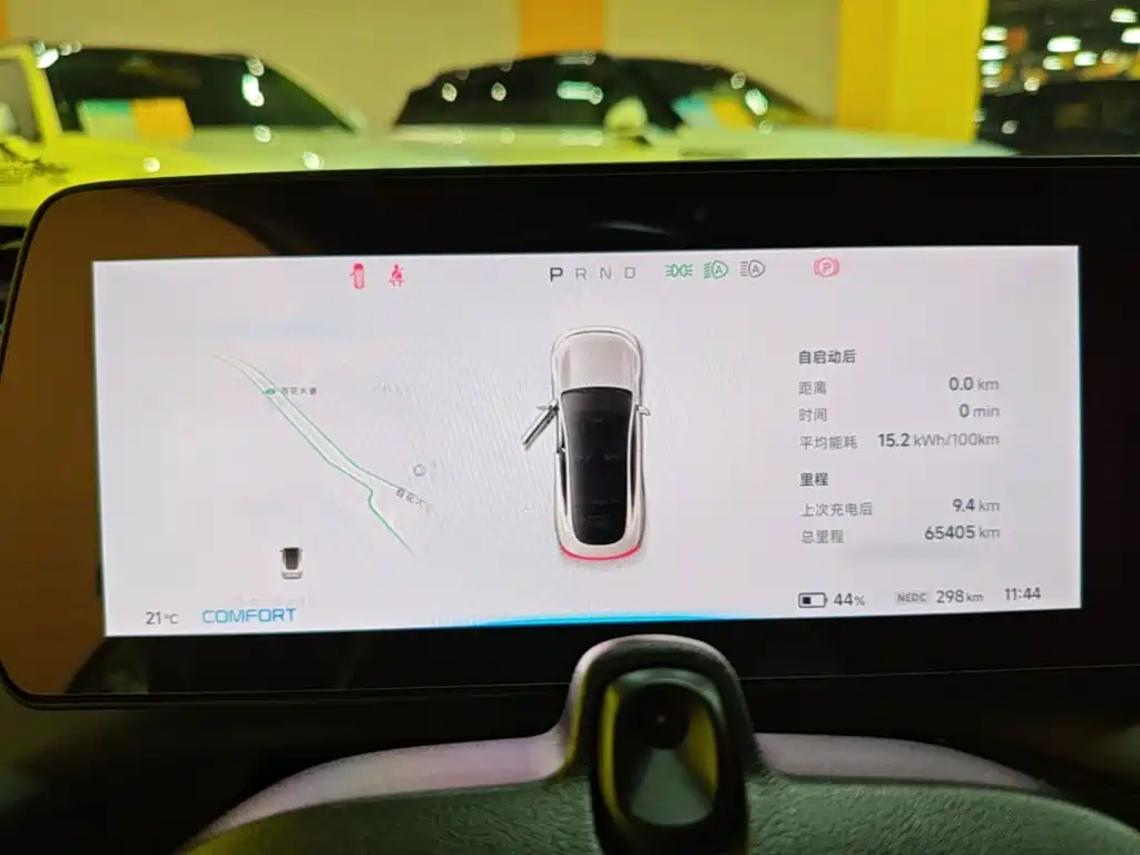 XPeng P7 — миниатюра 12