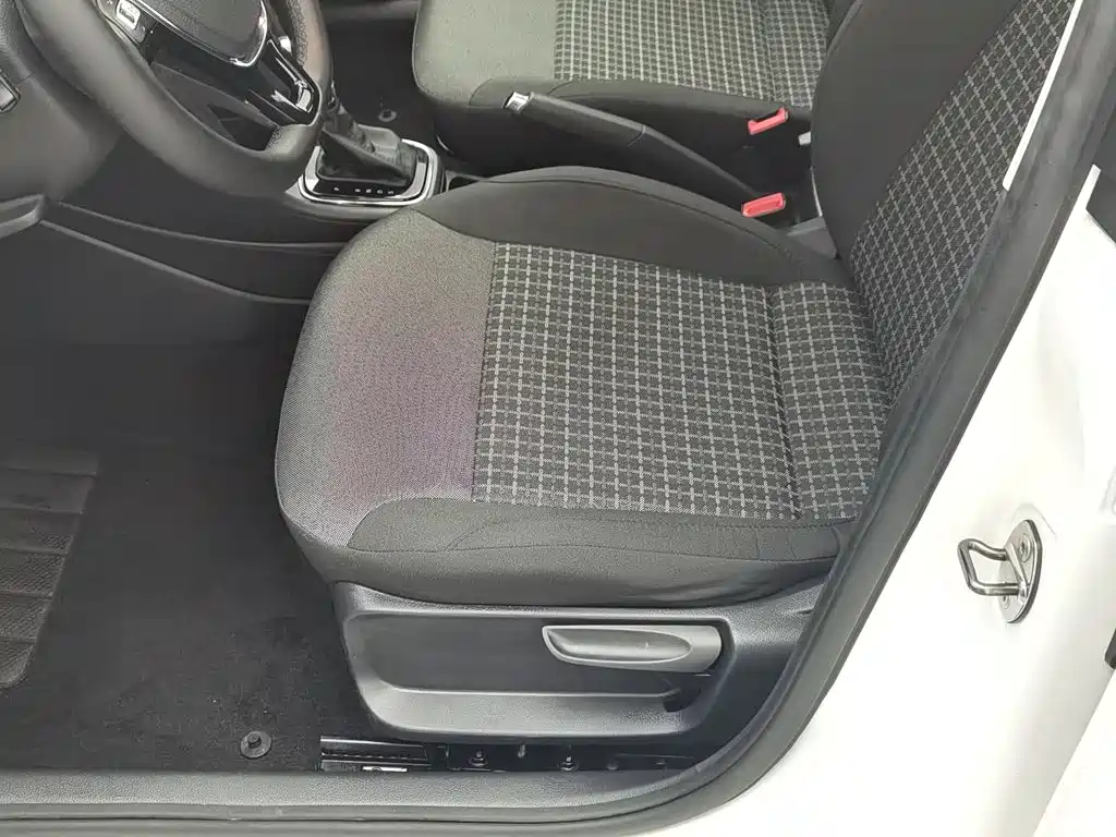 Volkswagen Polo — миниатюра 20