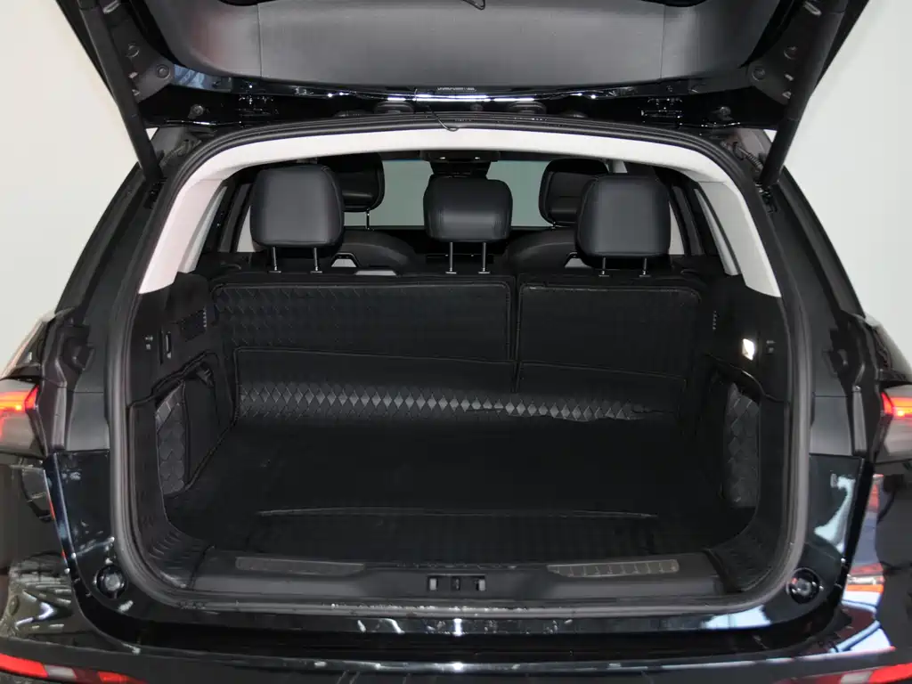 Lincoln Nautilus 2025 2.0T