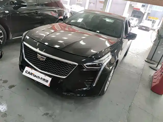 CADILLAC CT6