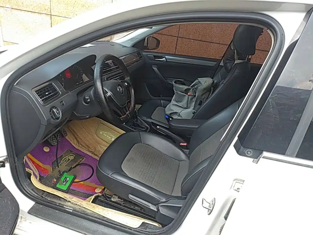 Volkswagen Santana — миниатюра 15